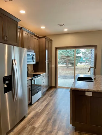 $239,900 | 952 1st Avenue West, Unit 2, Edgerton, MN 56128