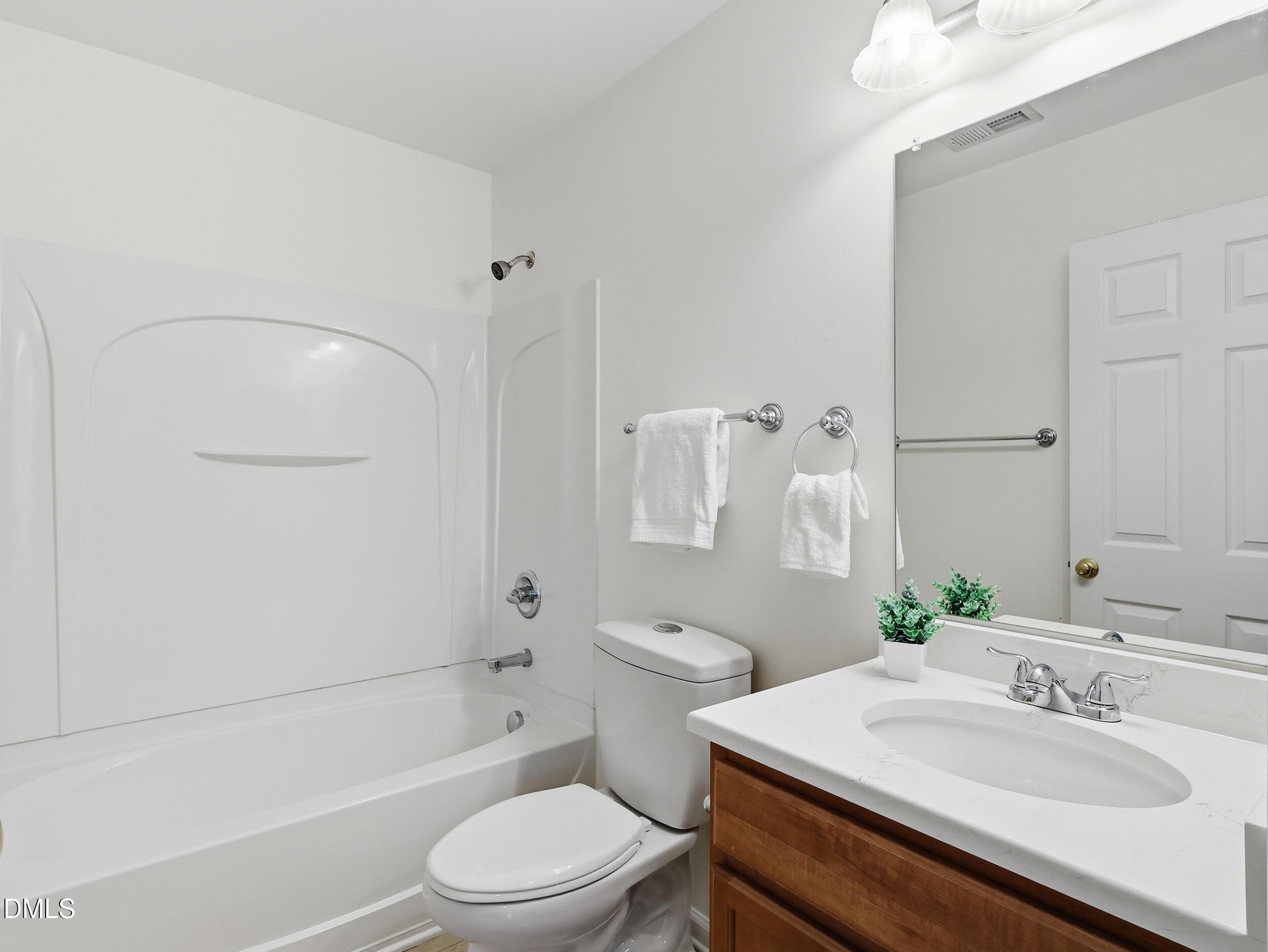 8311 Hempshire Place, Unit 204 Raleigh, NC 27613 - Photo 18 of 26 img_1033