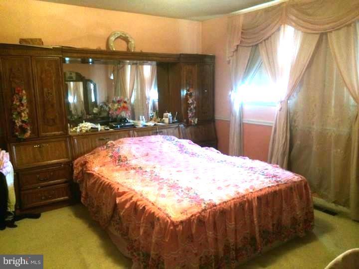 104 Jessup Road Thorofare, NJ 08086 - Photo 4 of 8 Bedroom - Main
