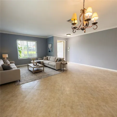 $2,900 | 5574 43rd Court, Vero Beach, FL 32967