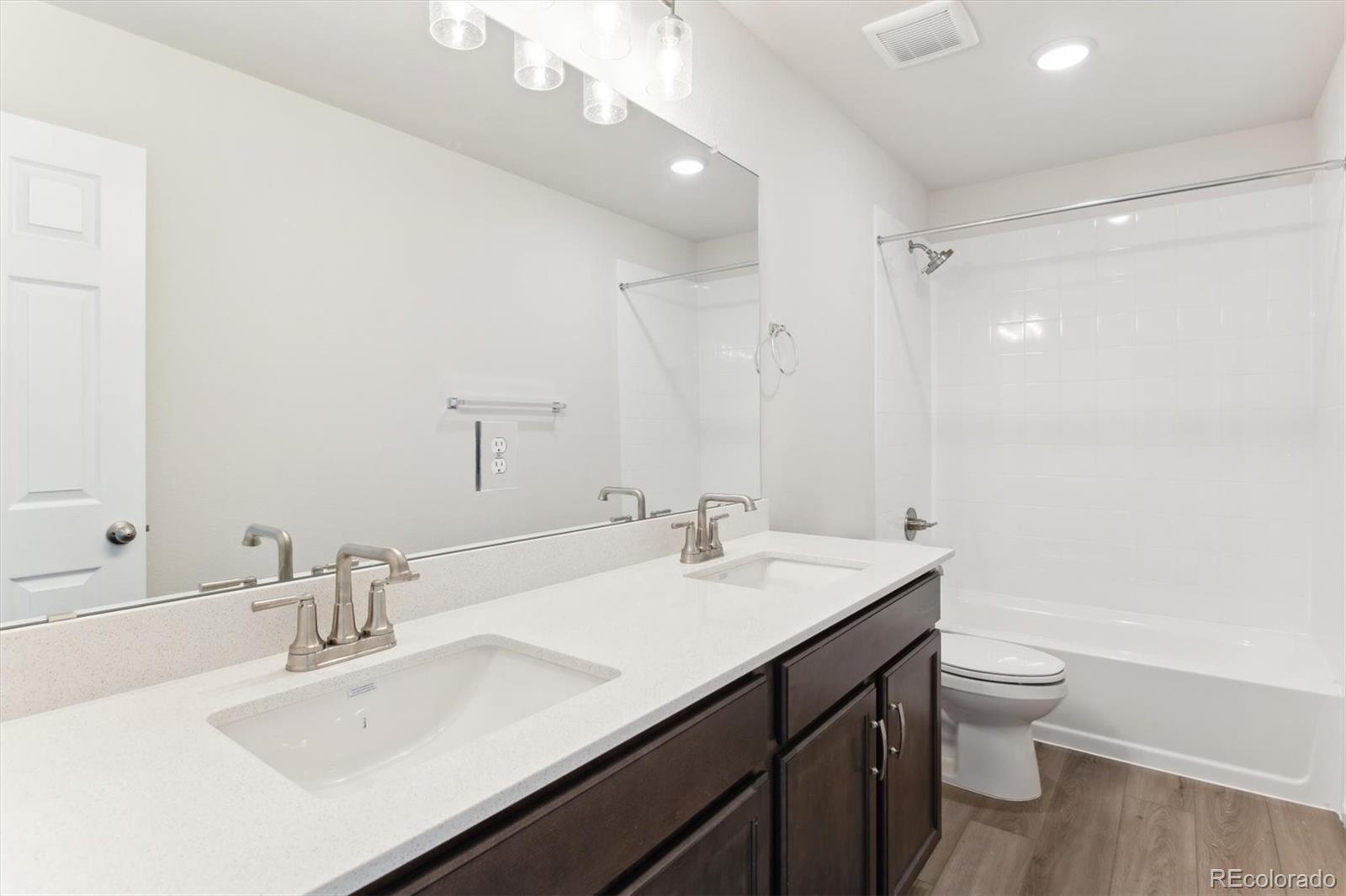 654 Penn Road Elizabeth, CO 80107 - Photo 14 of 30 Gallery Image 14
