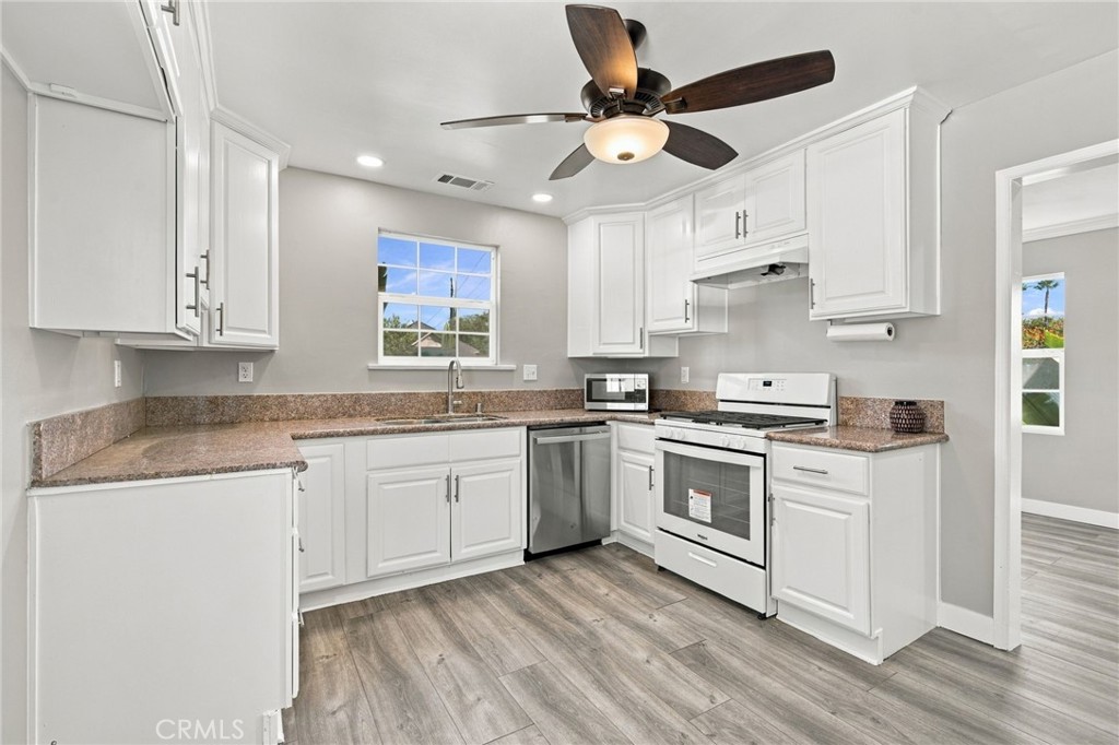 6815 Barcelona Way Riverside, CA 92504 - Photo 11 of 51 Gallery Image 11