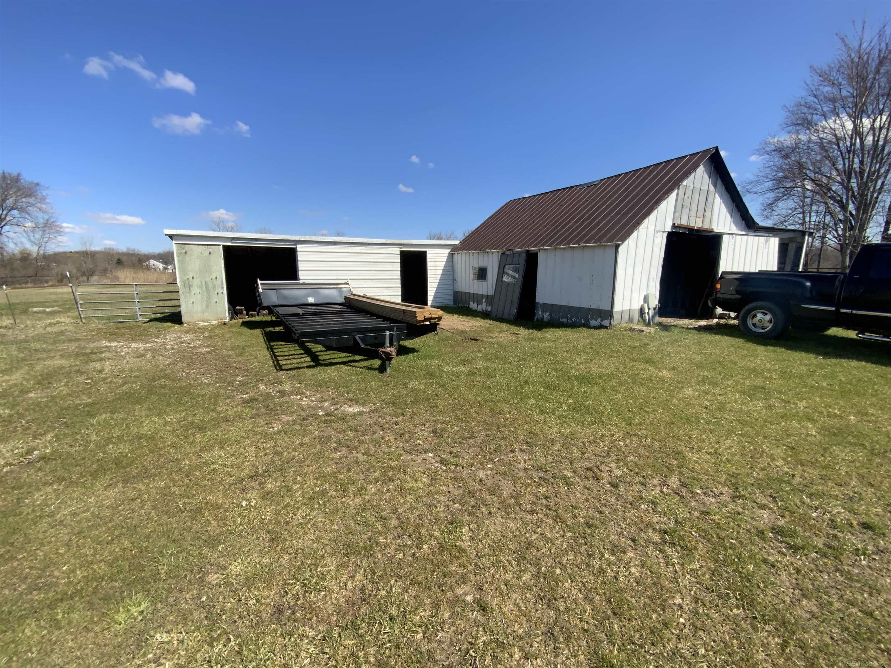 15984 Bryce Road Capac, MI 48014 - Photo 51 of 53 50171216-0ddc4c28-7da8-4a4f-bbcd-ebf491f170ee.JPG