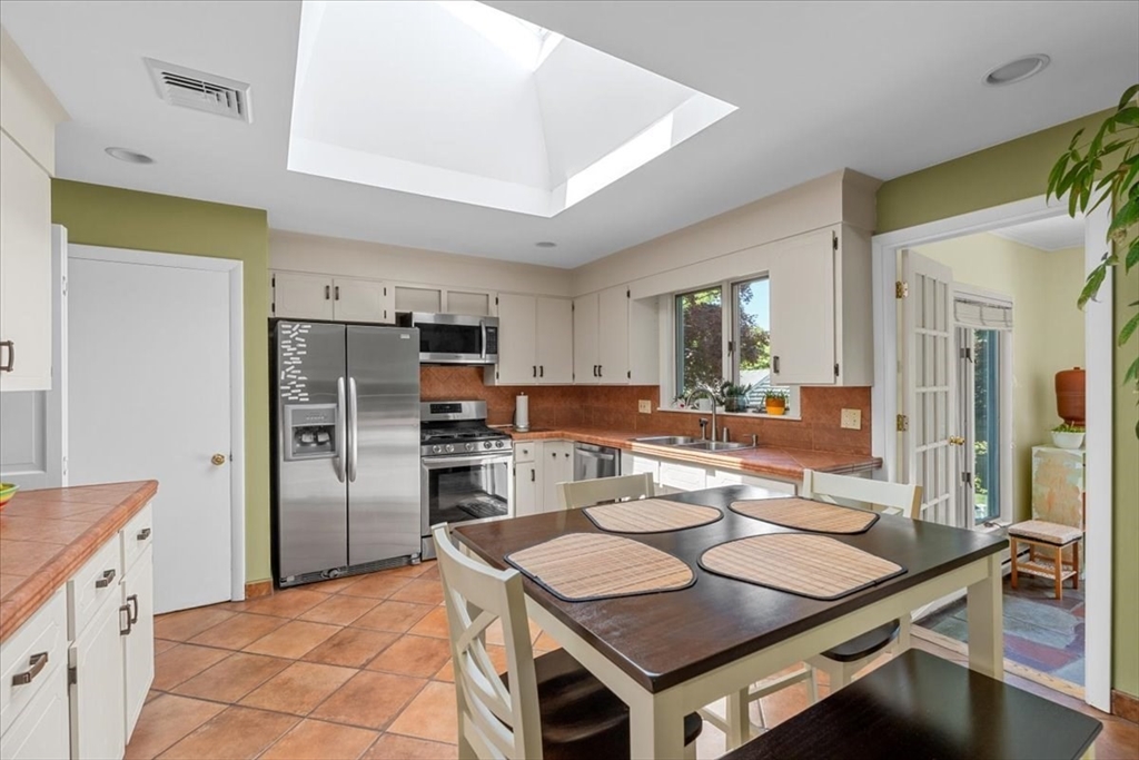 63 Mossdale Road Boston, MA 02130 - Photo 12 of 39 Gallery Image 12