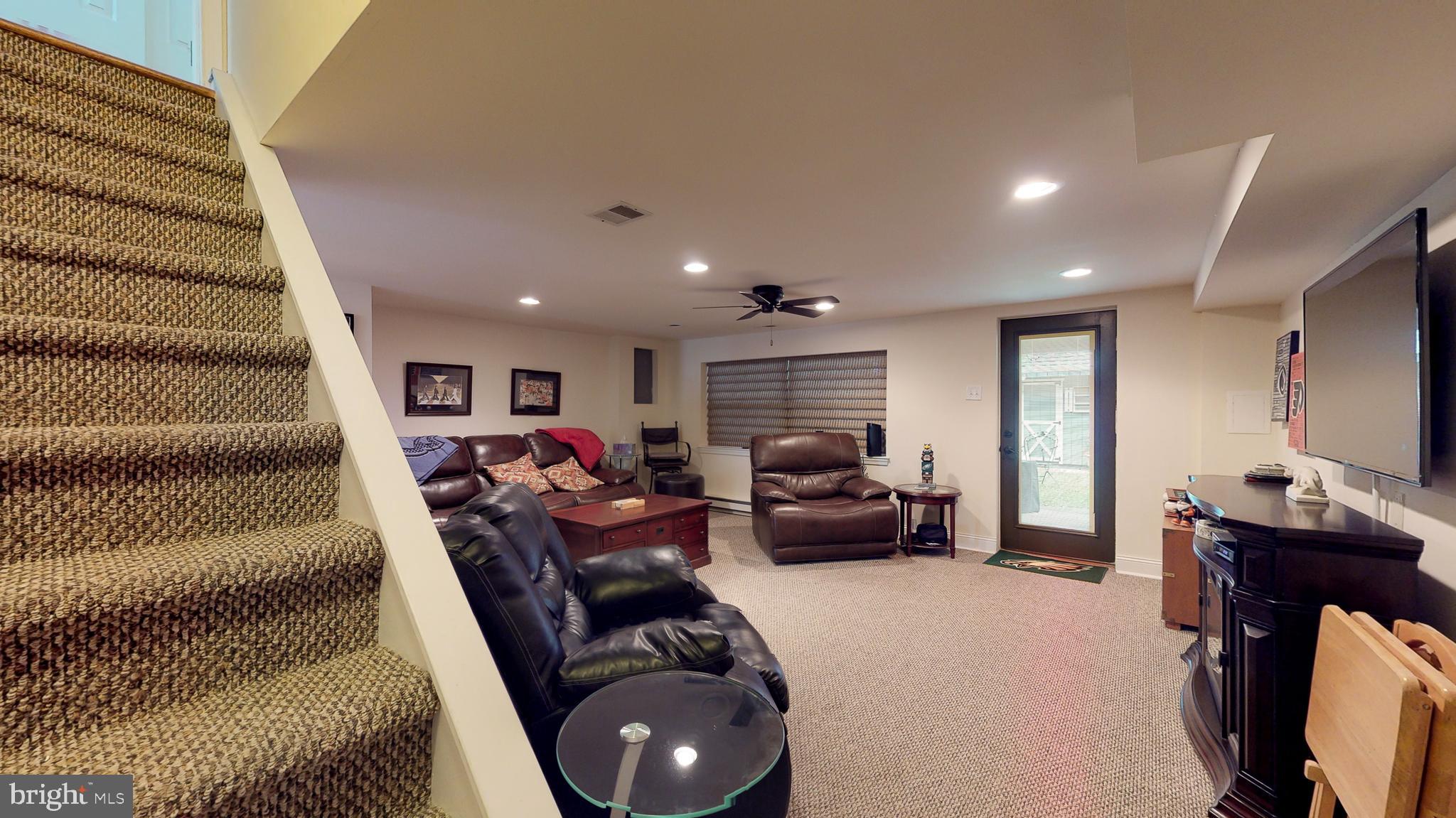 12626 Chilton Road Philadelphia, PA 19154 - Photo 21 of 60 Lower Level - Fully Finished Basement w/ Bar, Bath