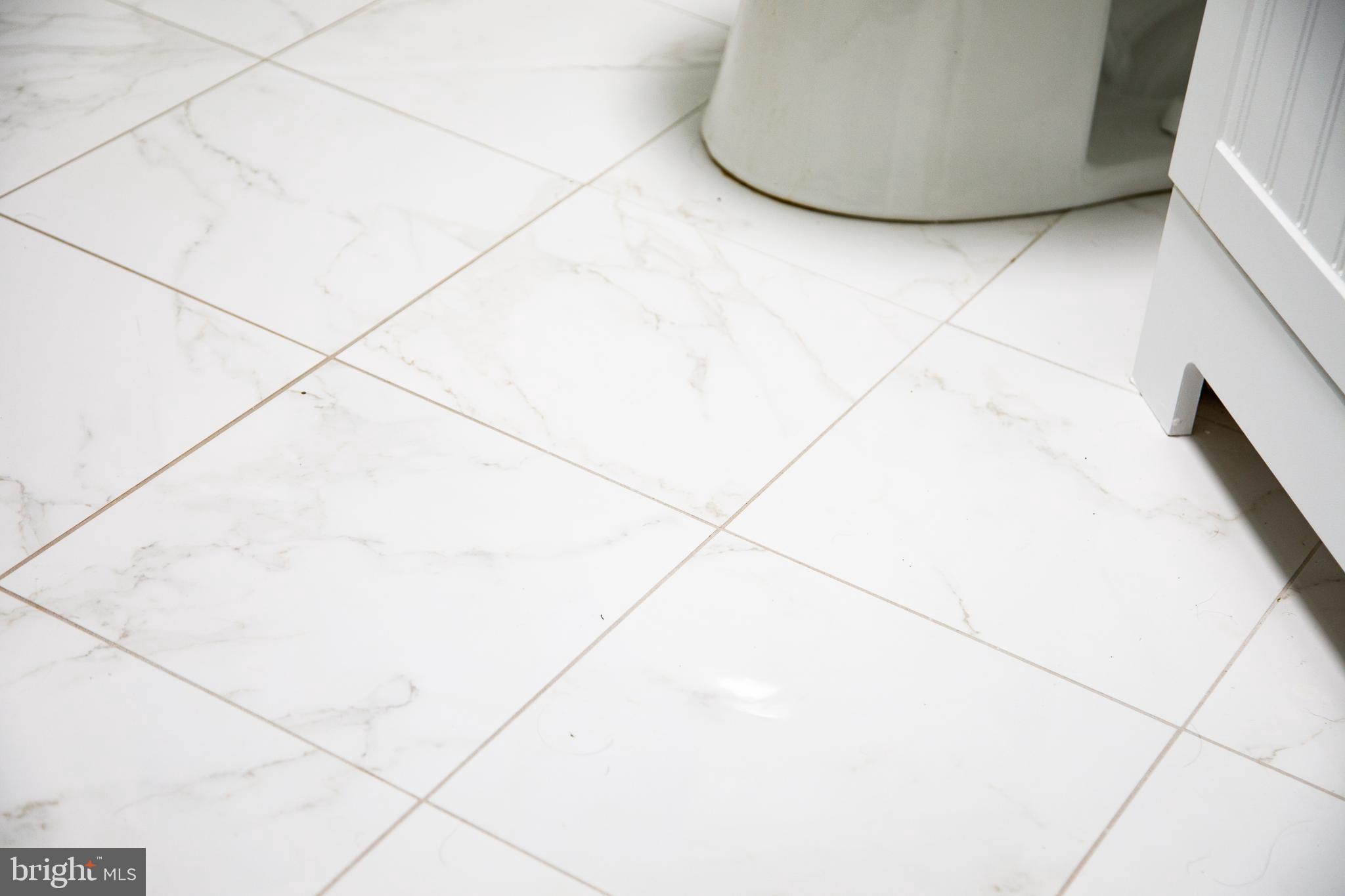 12626 Chilton Road Philadelphia, PA 19154 - Photo 45 of 60 Upper Level - Full Bath Flooring