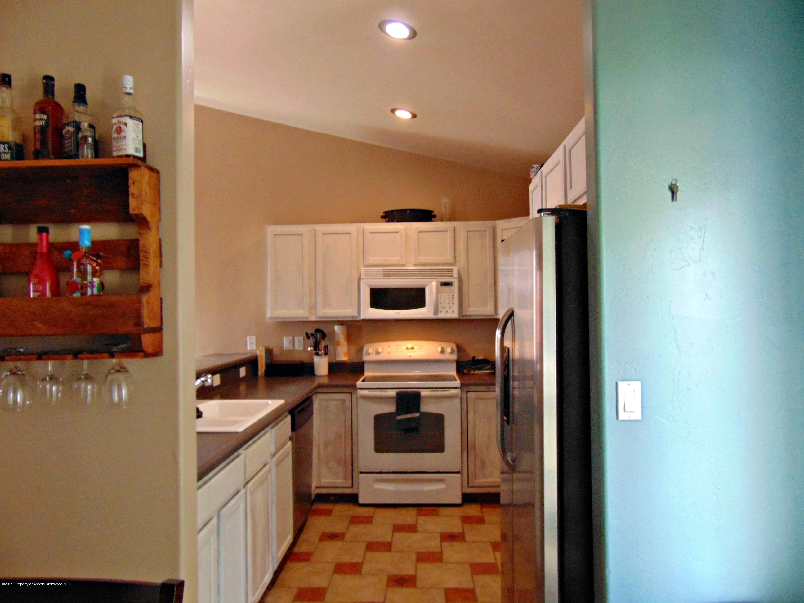 3148 West 31st Court Rifle, CO 81650 - Photo 4 of 14 Kitchen