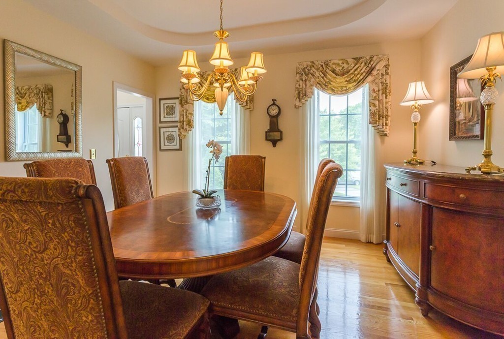 3 Devonshire Road Amesbury, MA 01913 - Photo 6 of 27
