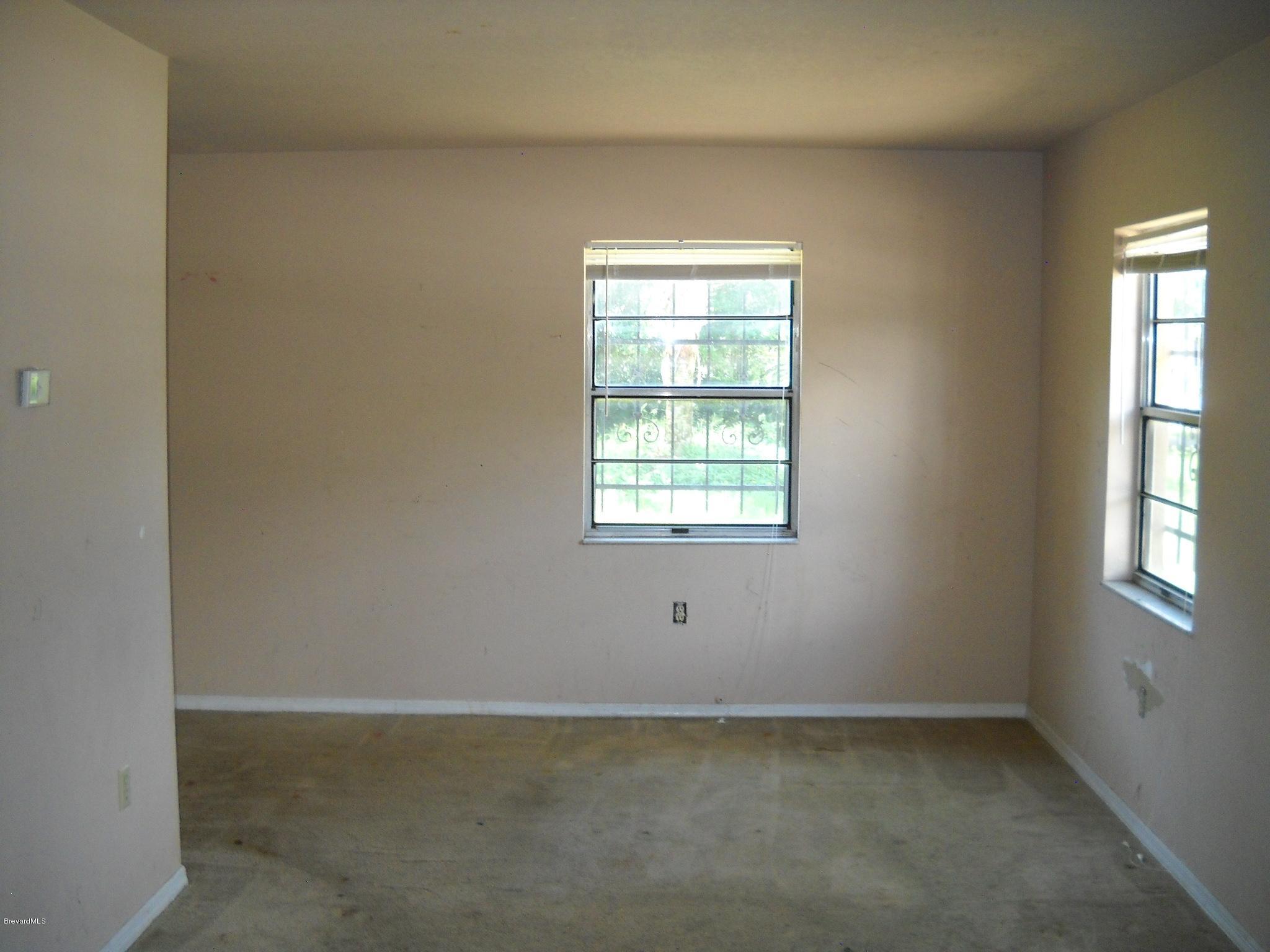 980 Santa Rosa Drive Rockledge, FL 32955 - Photo 5 of 15 Living room south view