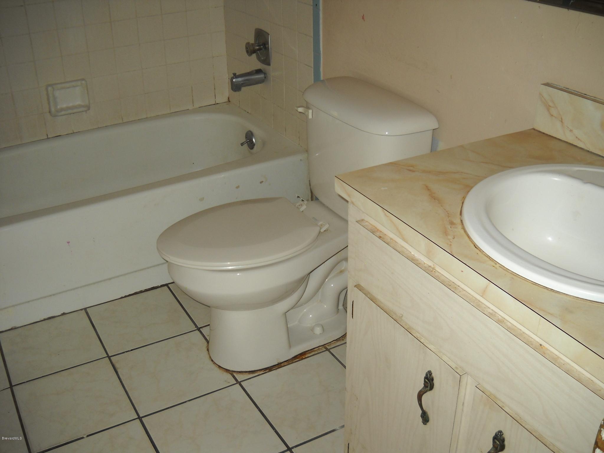980 Santa Rosa Drive Rockledge, FL 32955 - Photo 10 of 15 Guest bathroom view