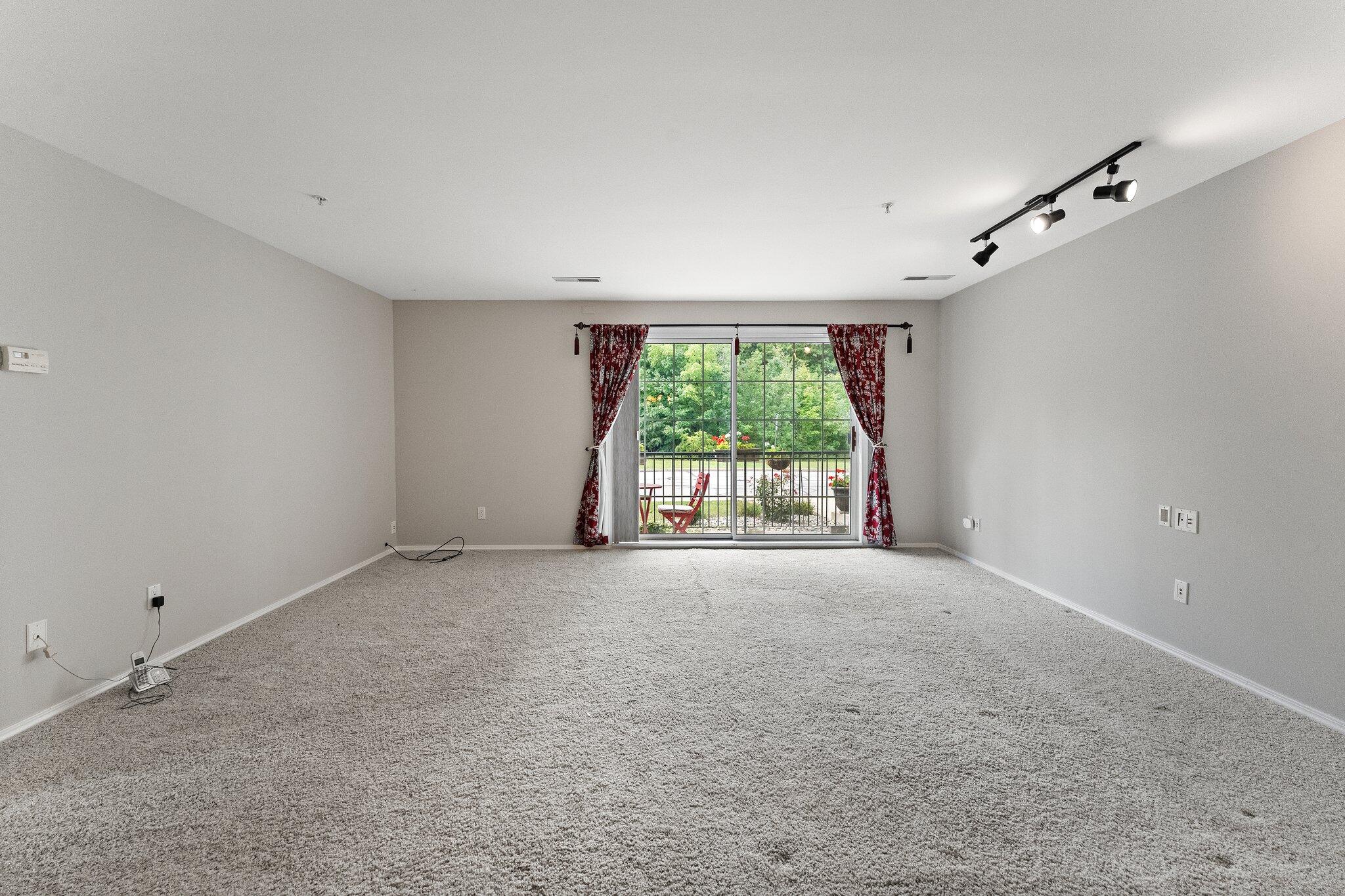 400 Sturdy Road, Unit 2A Valparaiso, IN 46383 - Photo 9 of 18 2048x1365