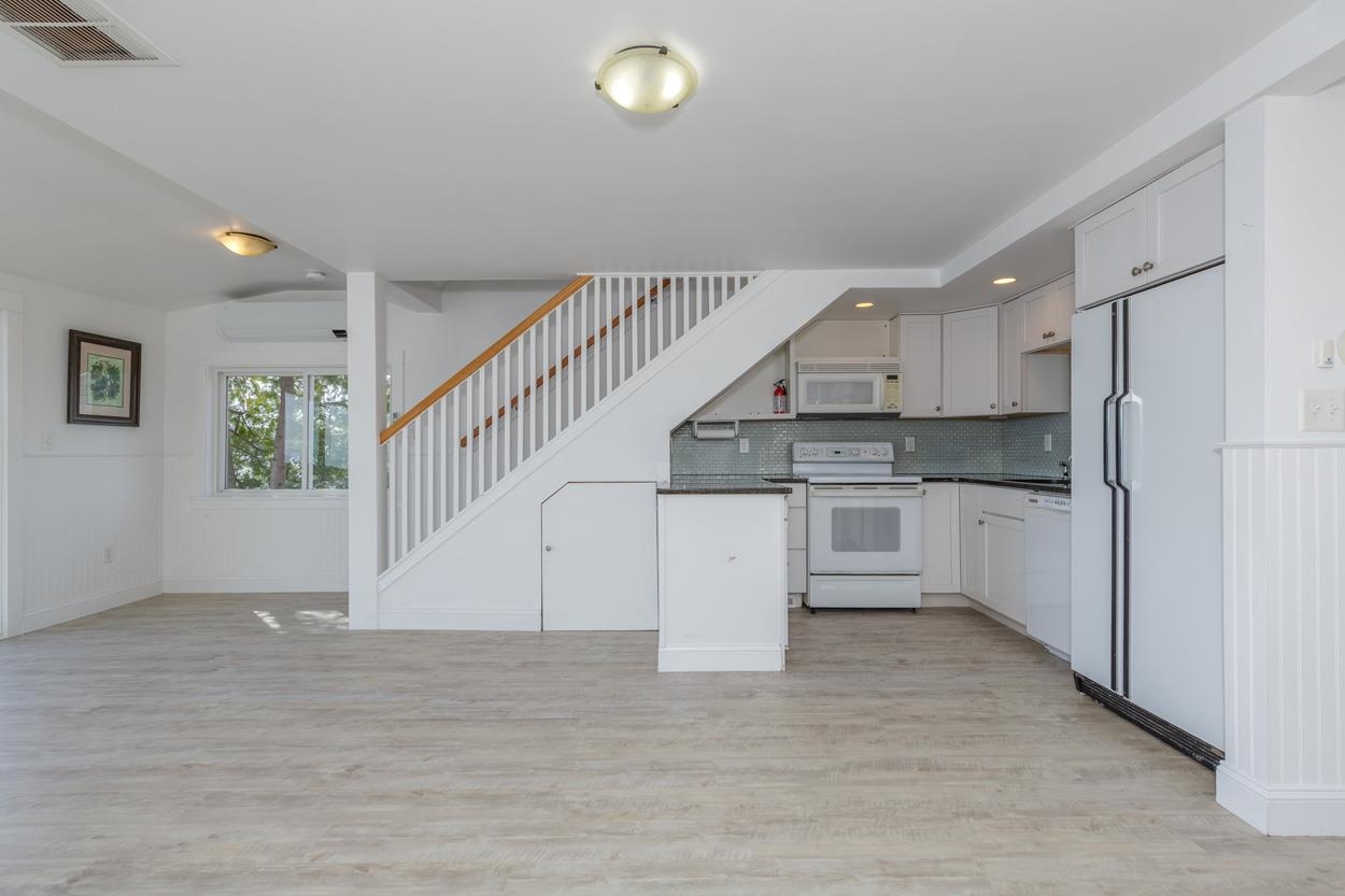 2 Charlie Lane Deerfield, NH 03037 - Photo 31 of 56