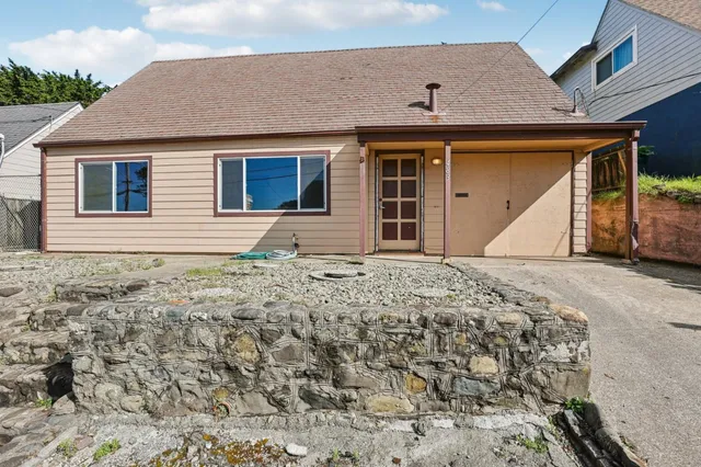 $879,000 | 483 Heathcliff Drive, Pacifica, CA 94044