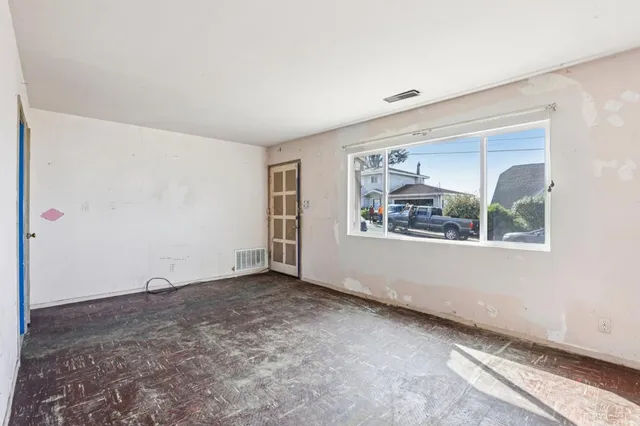 $879,000 | 483 Heathcliff Drive, Pacifica, CA 94044