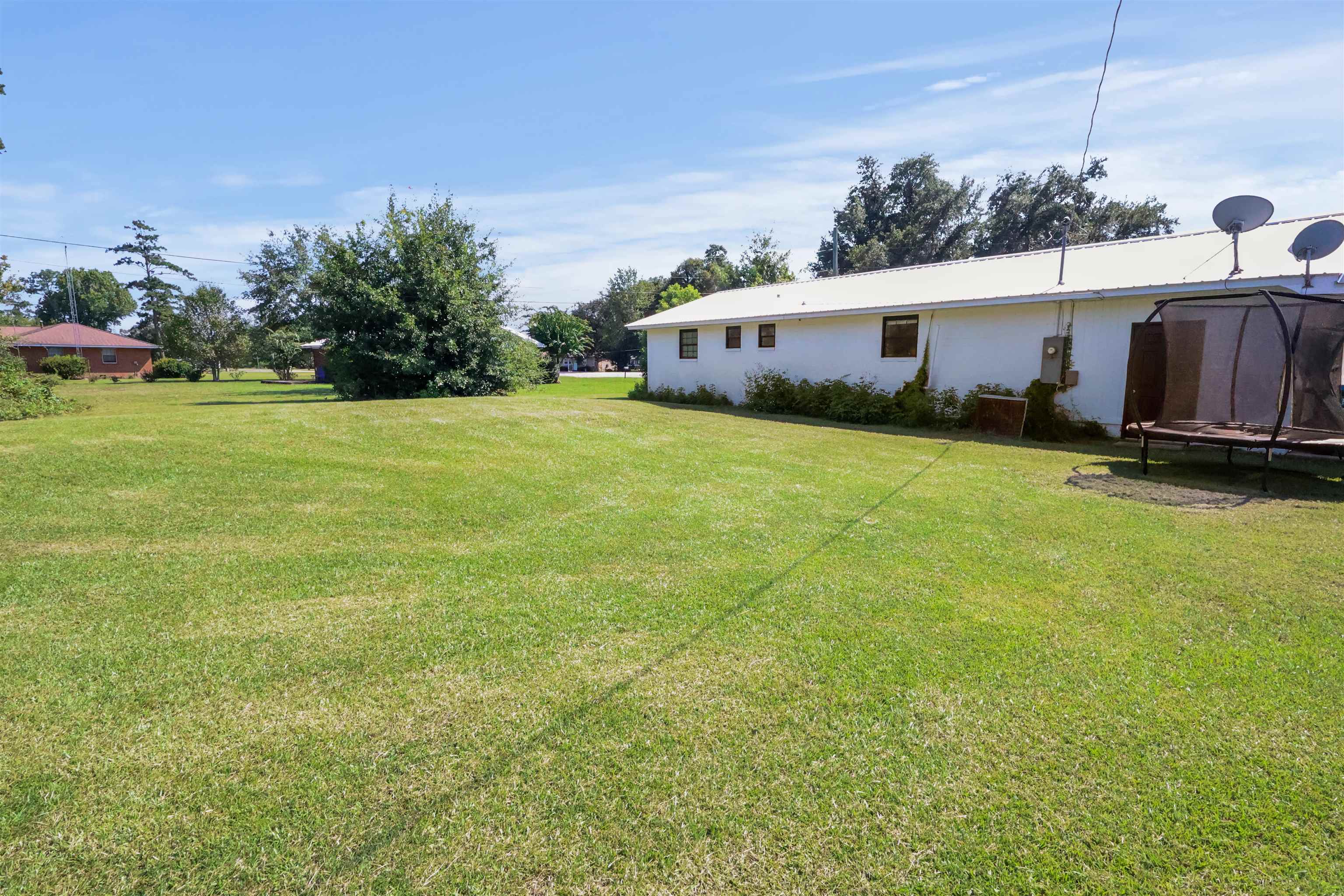 12708 Northwest Pea Ridge Road Bristol, FL 32321 - Photo 38 of 39 Gallery Image 38