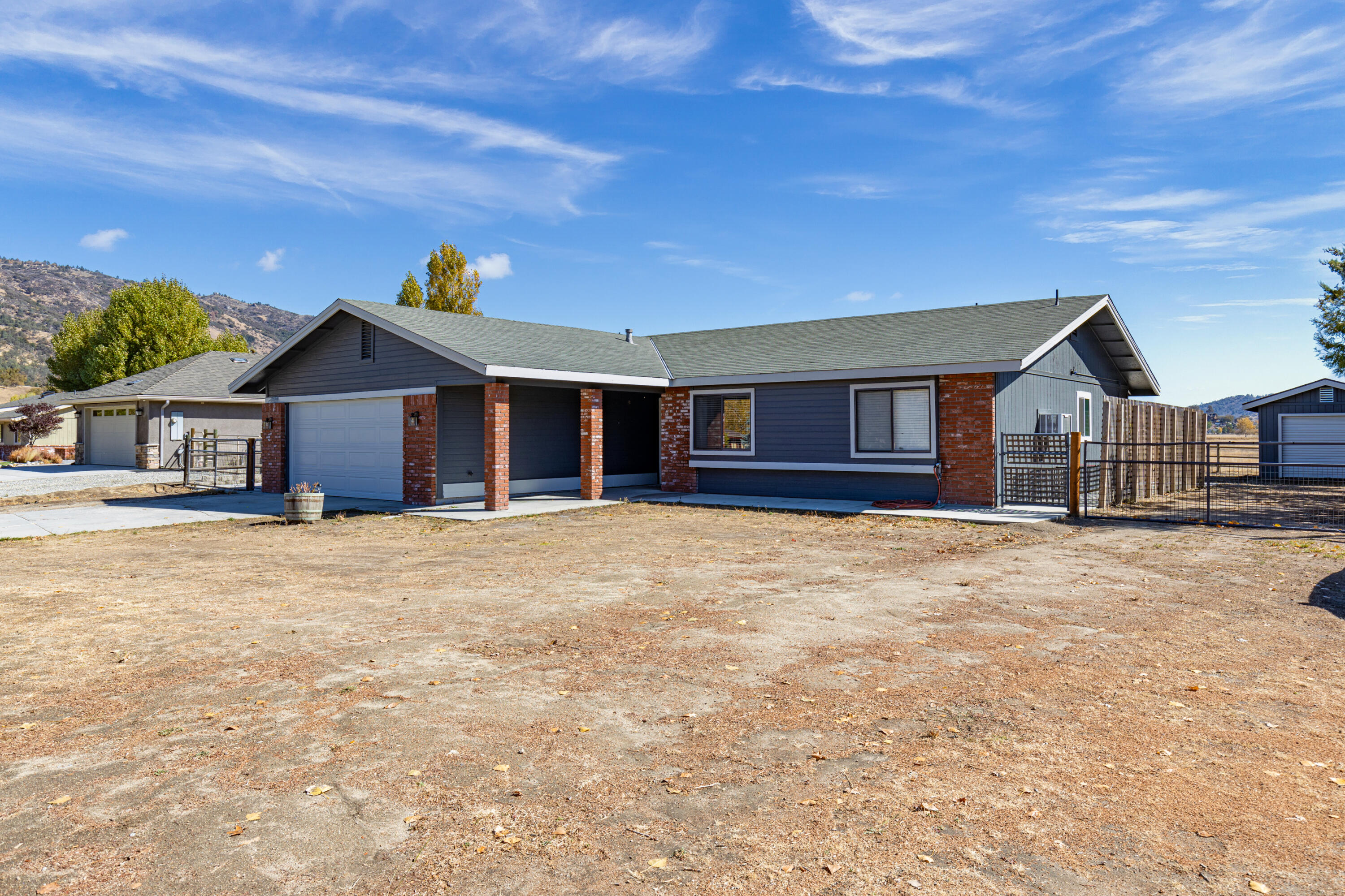 29360 Fawn Way Tehachapi, CA 93561 - Photo 2 of 19 A56A7175