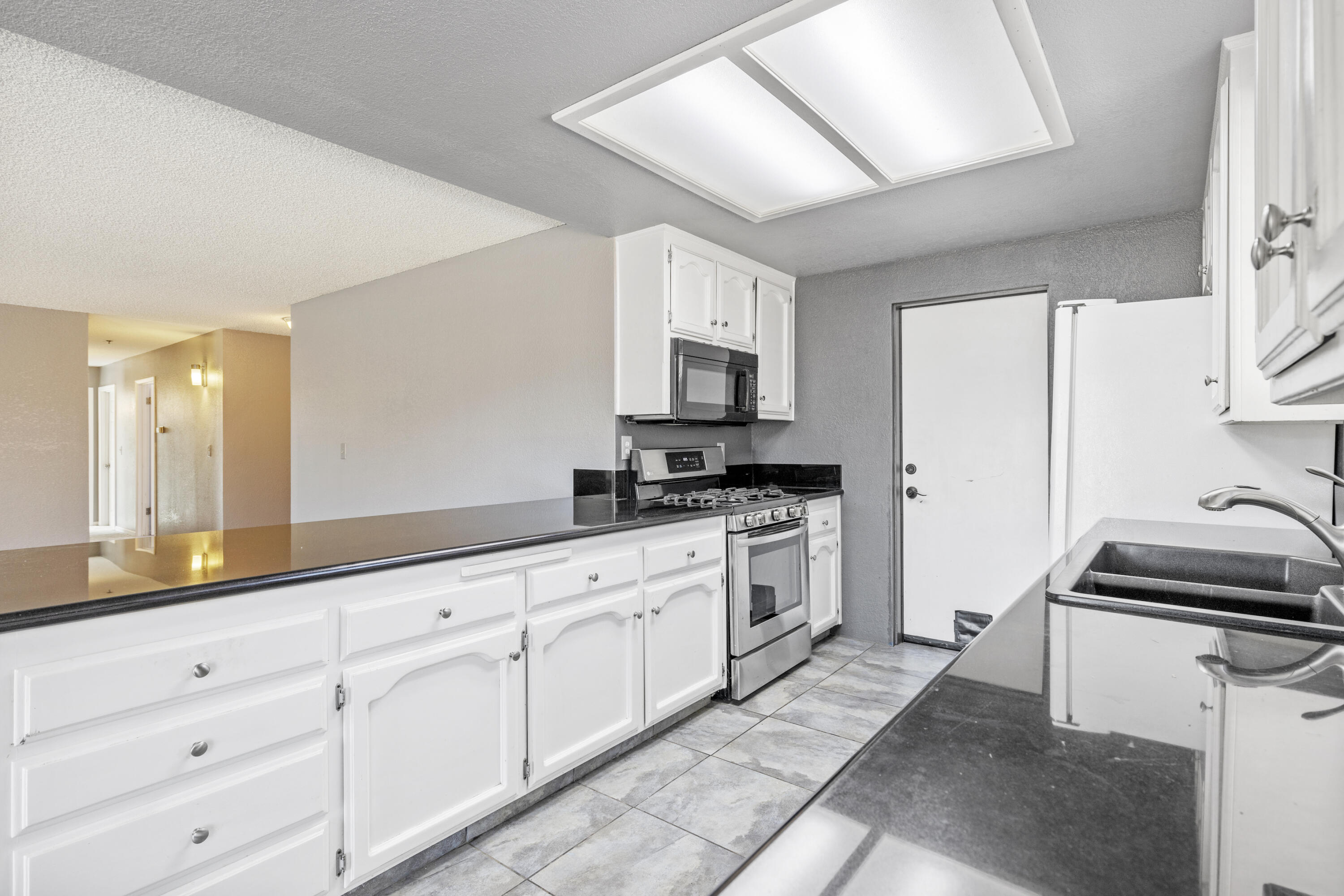 29360 Fawn Way Tehachapi, CA 93561 - Photo 6 of 19 A56A7190