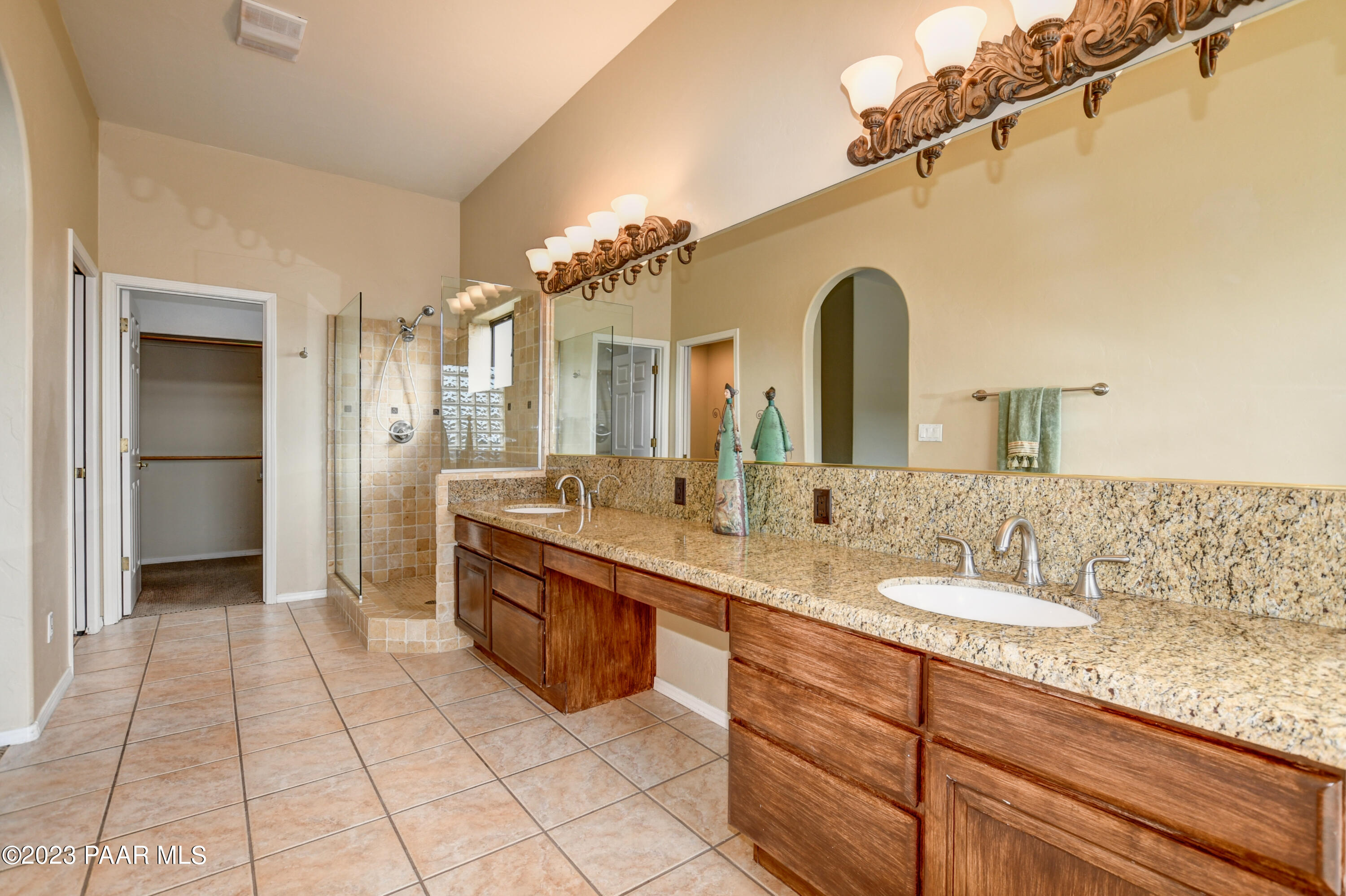 161 Valley Ranch North Prescott, AZ 86303 - Photo 28 of 50 028_Primary Bathroom
