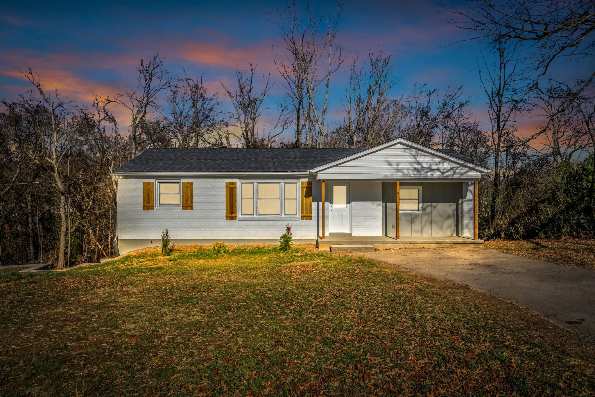 1034 Taylortown Road White Bluff, TN 37187 - Photo 4 of 43