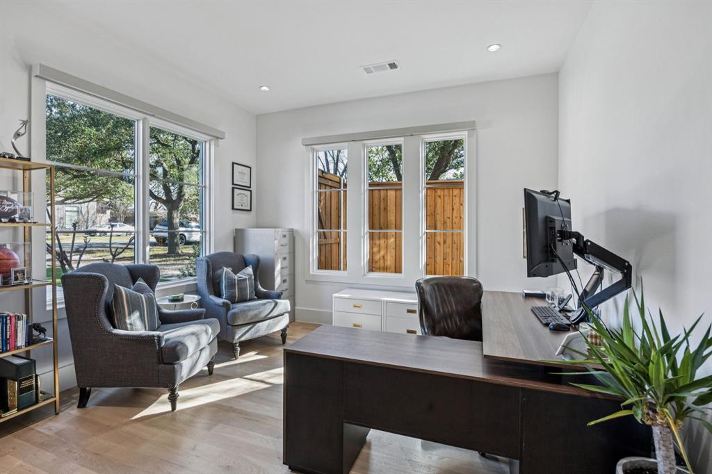 8427 Midway Road Dallas, TX 75209 - Photo 12 of 30
