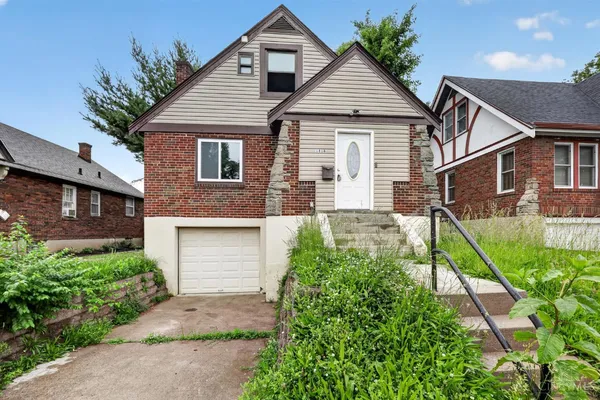 $225,000 | 1818 Lawn Avenue, Cincinnati, OH 45237