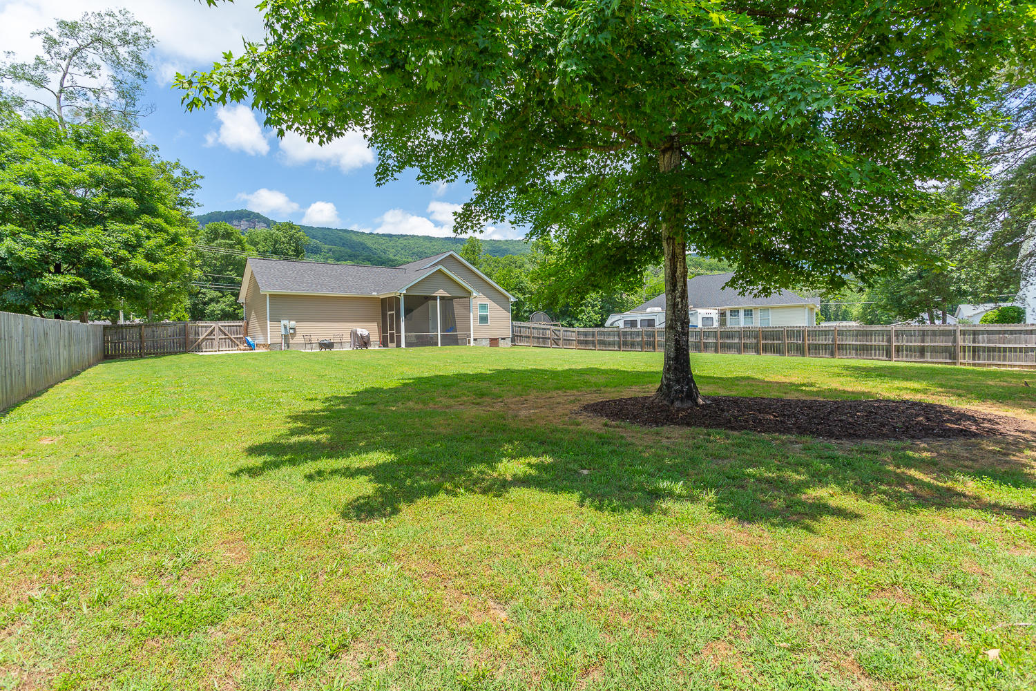 6544 Levi Road Hixson, TN 37343 - Photo 32 of 38 6544 Levi HD -12