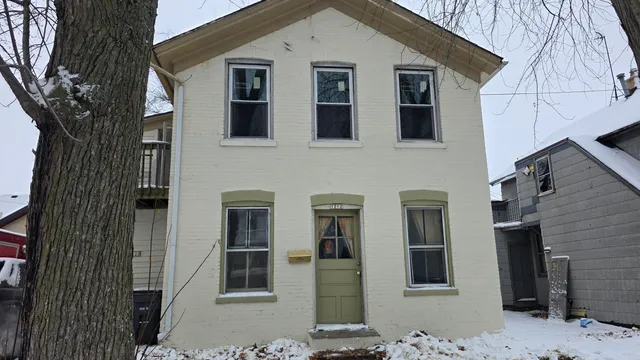 $124,900 | 1212 North 12th Street, Unit 1212A, Sheboygan, WI 53081