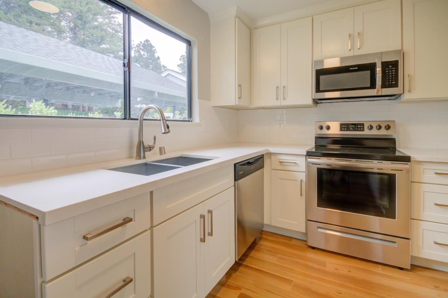 1200 Capitola Road, Unit 15 Santa Cruz, CA 95062 - Photo 4 of 17 Gallery Image 4