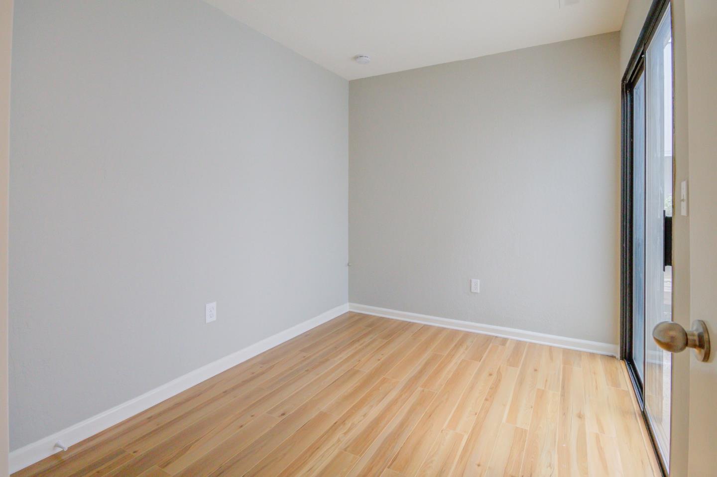1200 Capitola Road, Unit 15 Santa Cruz, CA 95062 - Photo 7 of 17 Gallery Image 7