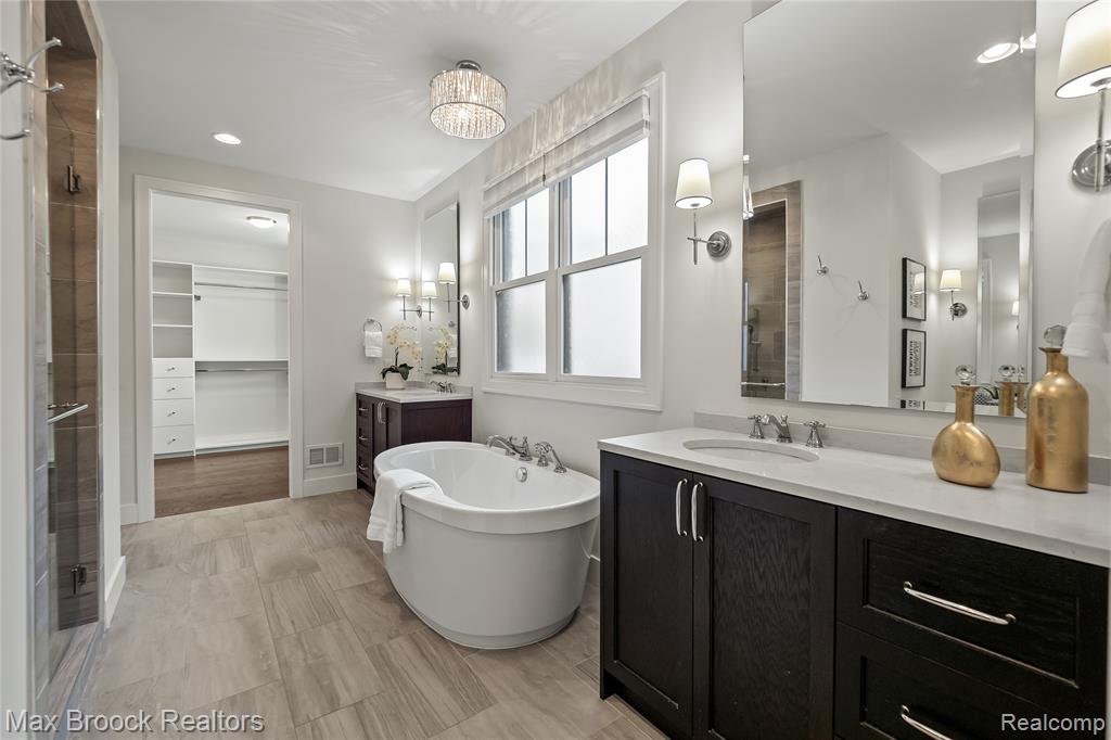 1180 Manchester Road Birmingham, MI 48009 - Photo 26 of 45