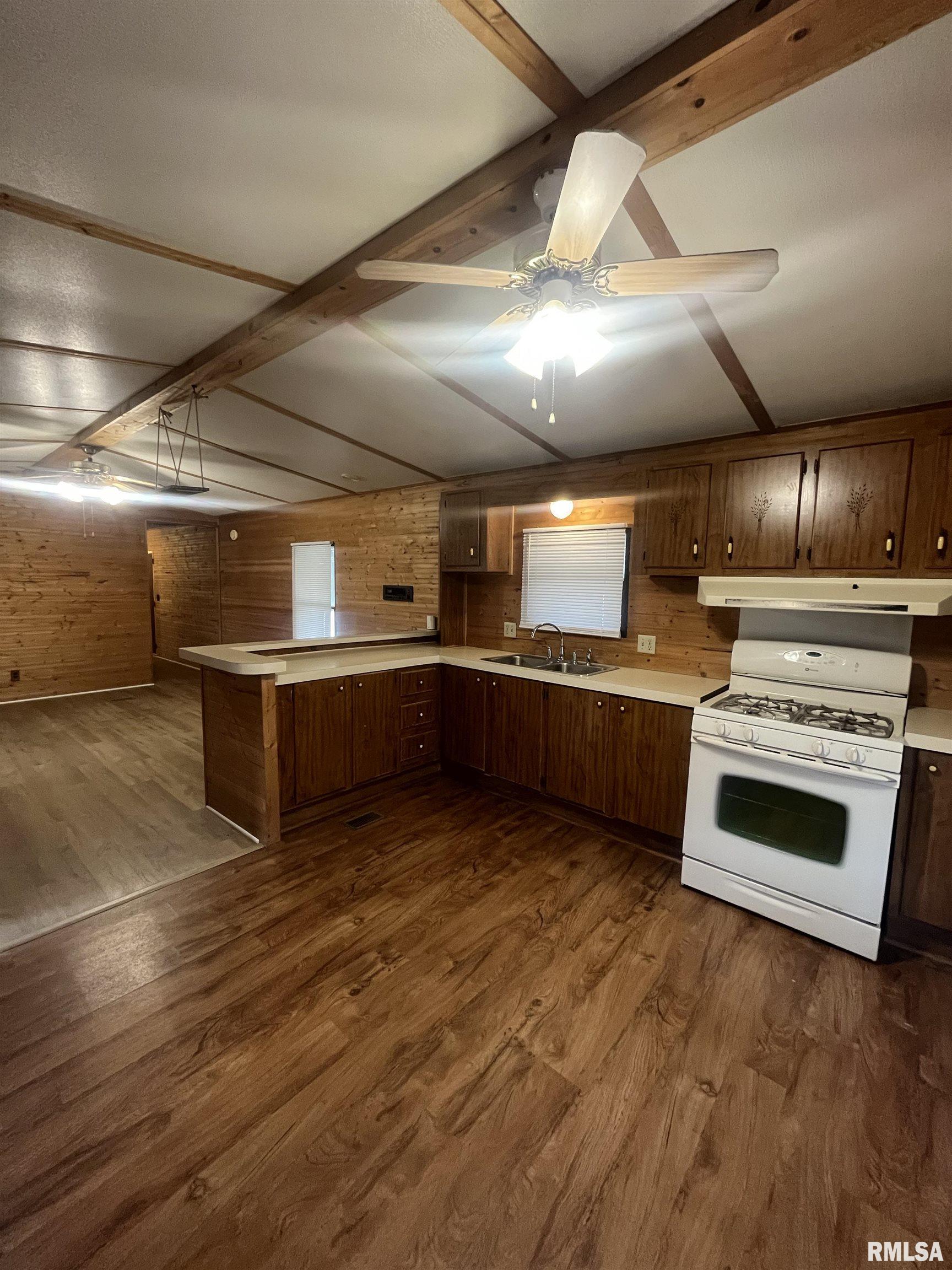 2800 Ridge Avenue, Unit 125 Springfield, IL 62702 - Photo 4 of 9
