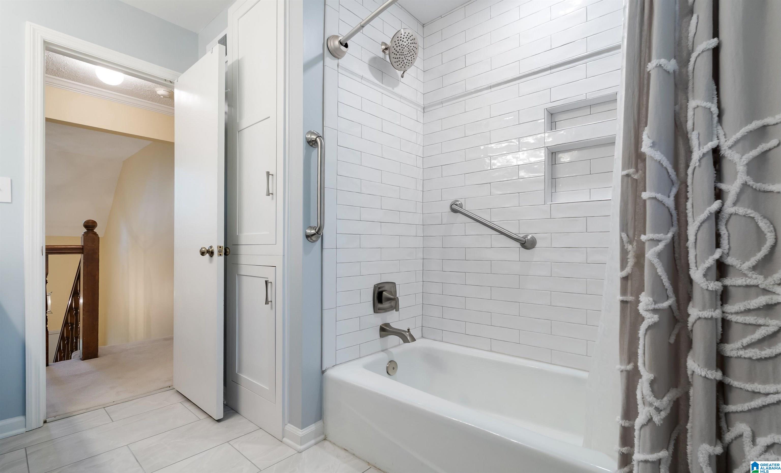 2704 Al Lin Circle Birmingham, AL 35244 - Photo 33 of 48