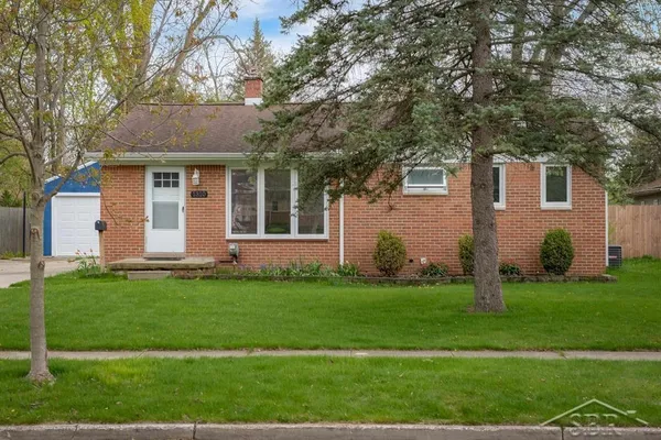 $225,000 | 1310 Corrinne Street, Midland, MI 48642