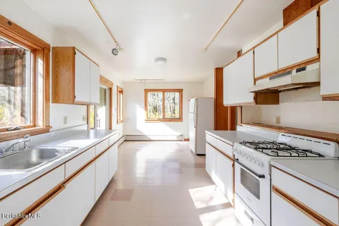 $345,000 | 58 Sheffield Road, Egremont, MA 01230