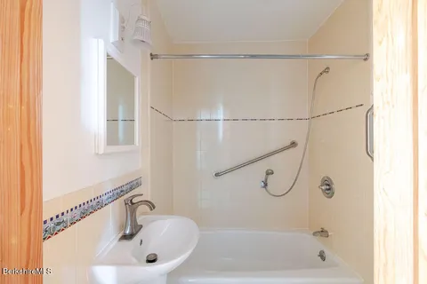 $345,000 | 58 Sheffield Road, Egremont, MA 01230