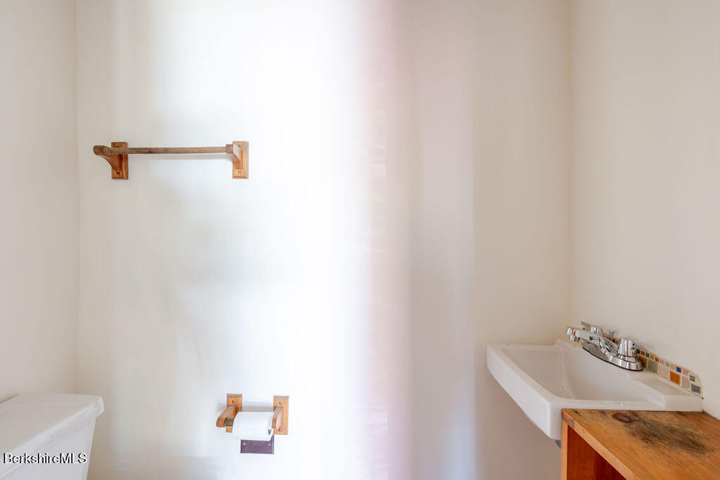 58 Sheffield Road Egremont, MA 01230 - Photo 21 of 26 HALF BATH