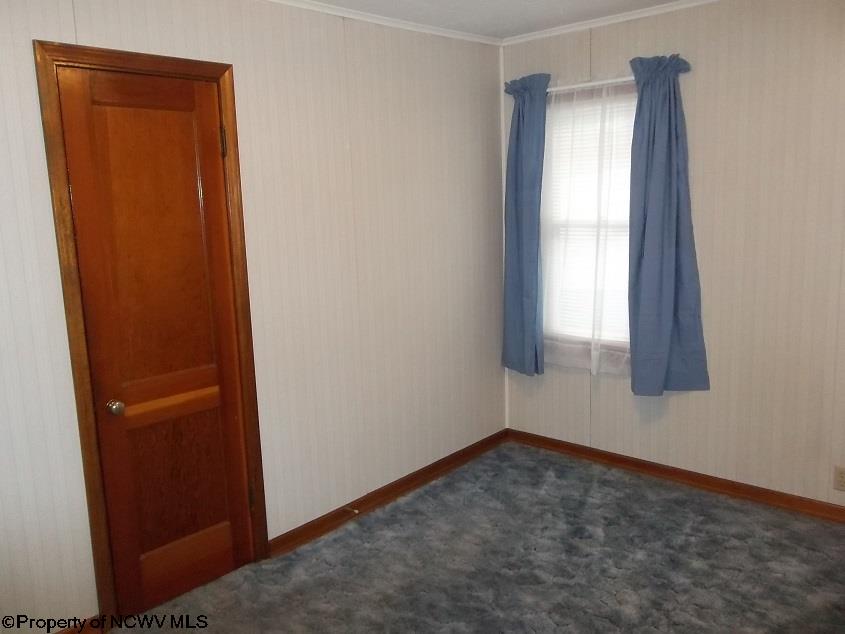 129 Montgomery Road Weston, WV 26452 - Photo 5 of 17 Gallery Image 5