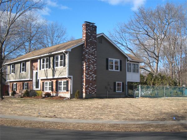 58 Old Farm Road Reading, MA 01867 - Photo 2 of 13