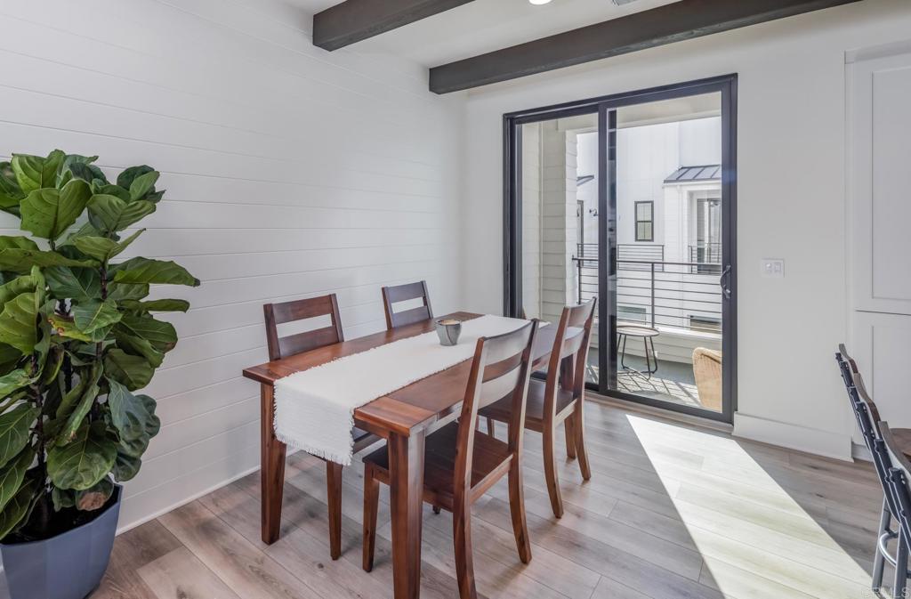 1403 Anacona Place, Unit 103 Encinitas, CA 92024 - Photo 5 of 31