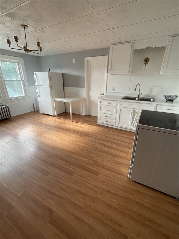 564 Springfield Street Chicopee, MA 01013 - Photo 5 of 14