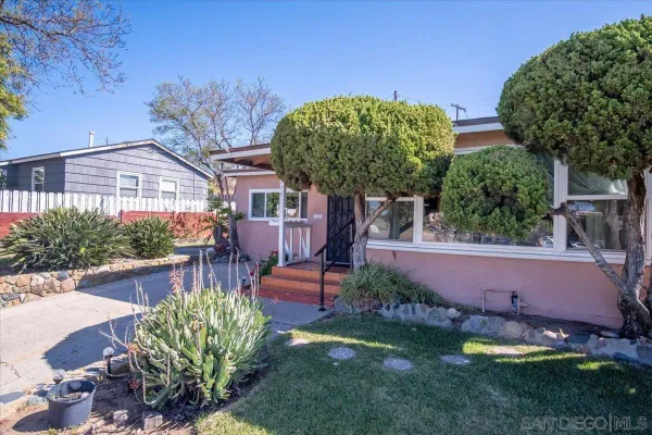 $820,000 | 3711 Racine Road, San Diego, CA 92115