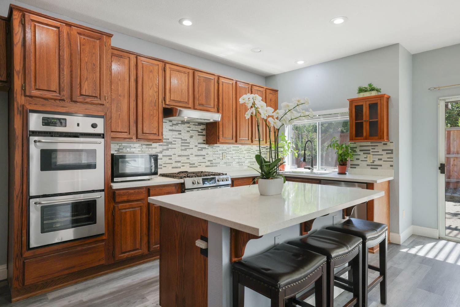 10245 Point Reyes Circle Stockton, CA 95209 - Photo 9 of 23 Gallery Image 9