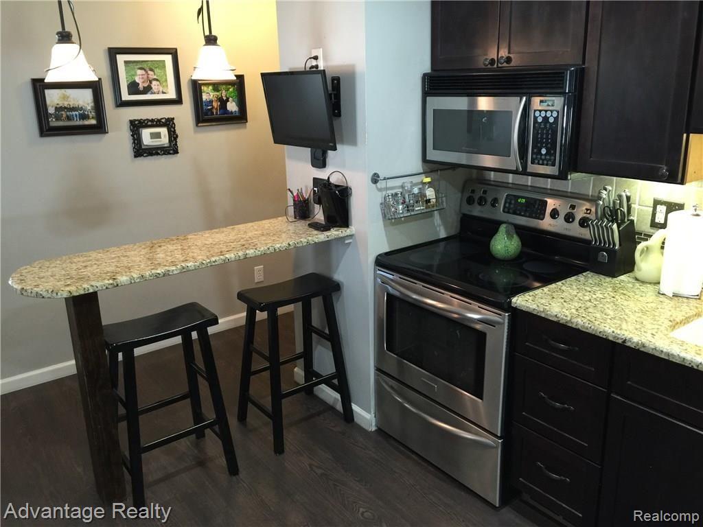 1430 Hampton Road Mount Clemens, MI 48043 - Photo 22 of 41 006.JPG