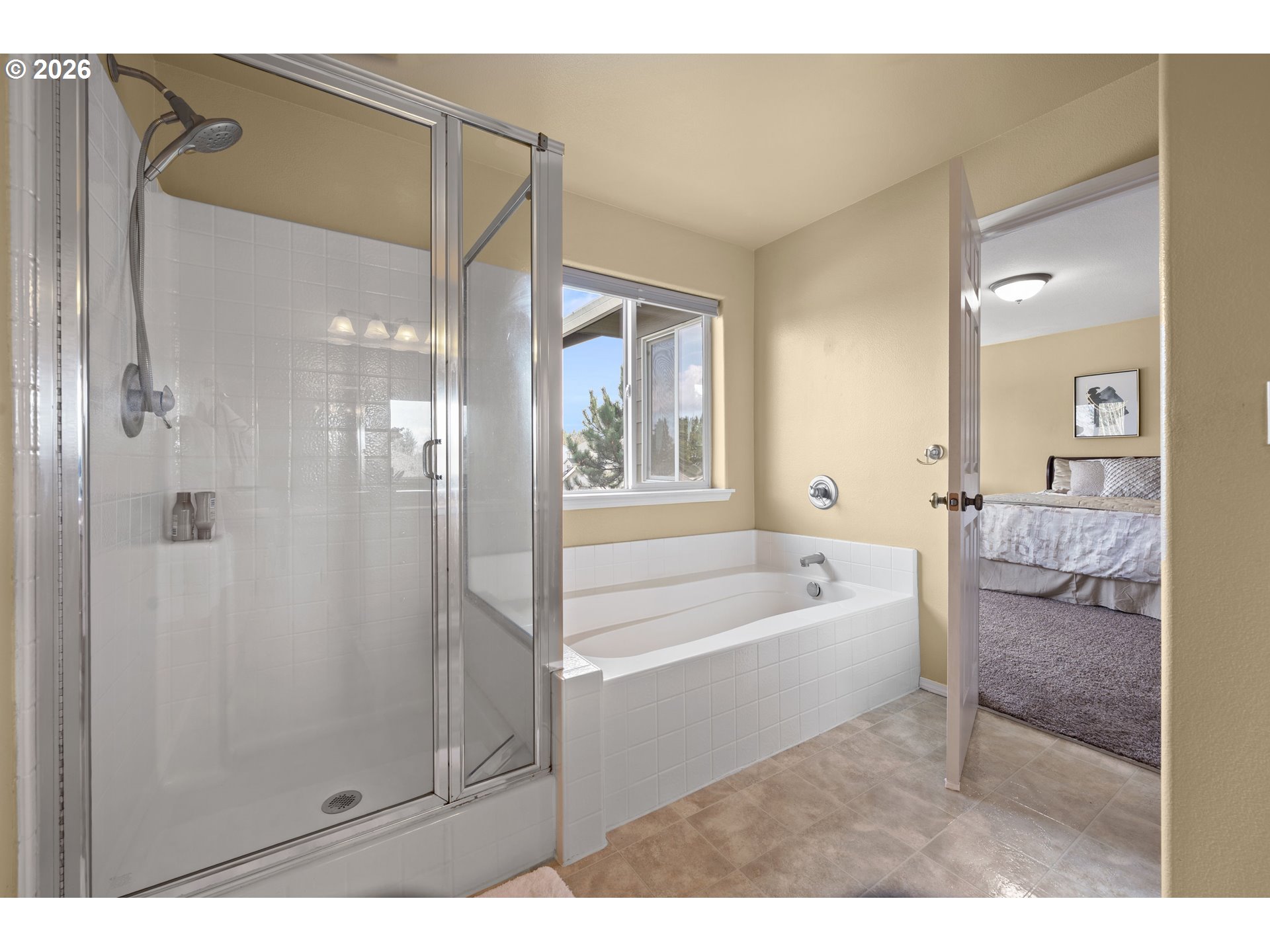 13650 Southwest 124th Avenue Portland, OR 97223 - Photo 28 of 48 Owner's Suite Bathroom