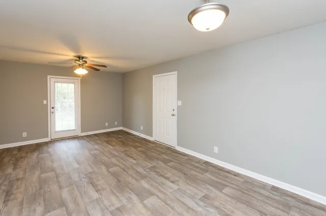 $950 | 3301 Royster Lane, Unit 508, Clarksville, TN 37042