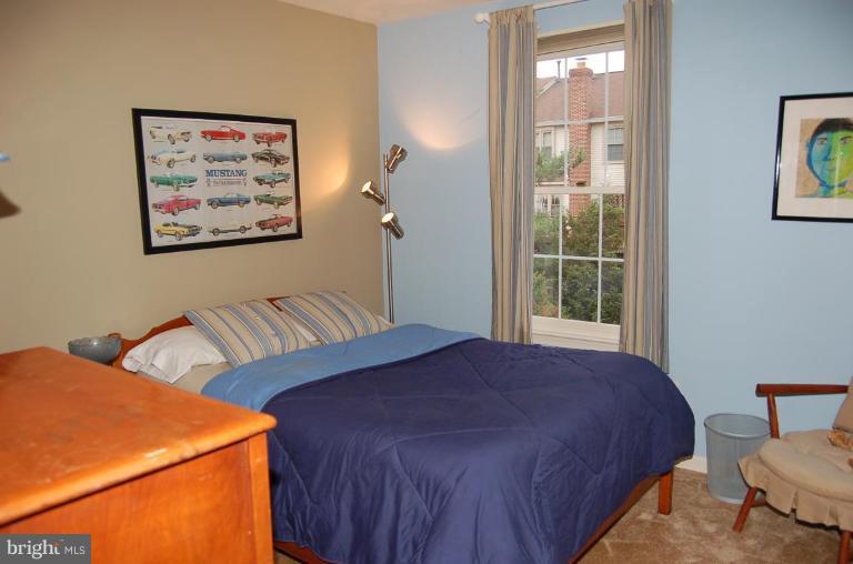 6375 English Ivy Way Springfield, VA 22152 - Photo 16 of 17 Bedroom #1