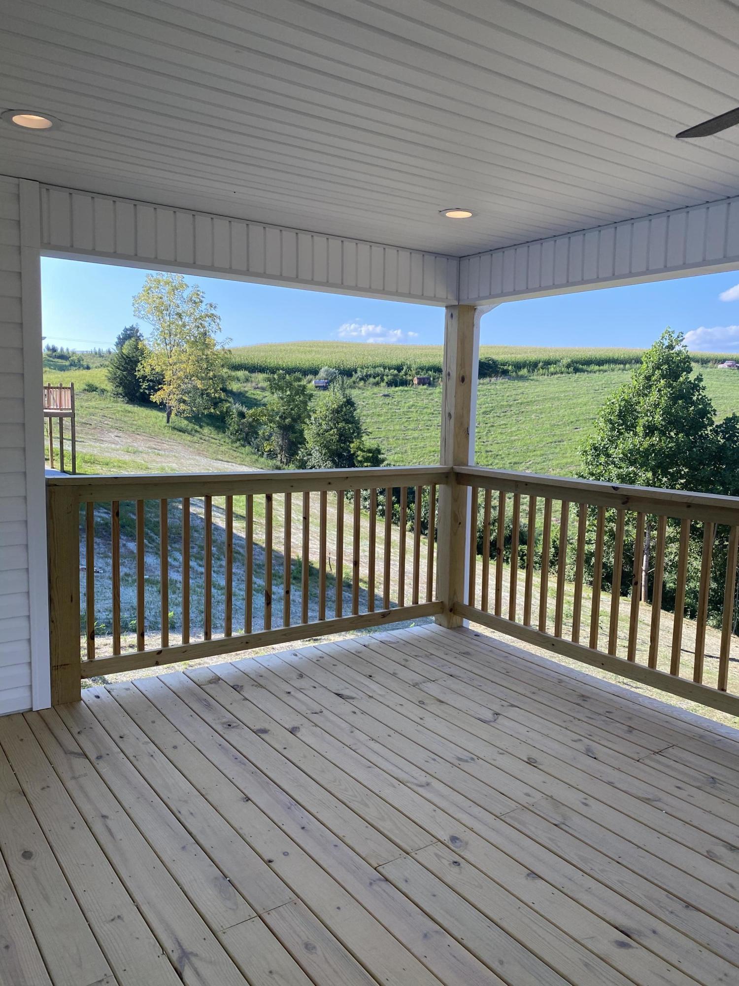 57 Lake Ridge Road Somerset, KY 42503 - Photo 21 of 22 AD9367C9-C97C-4673-8424-1CC08266D6E6<|><