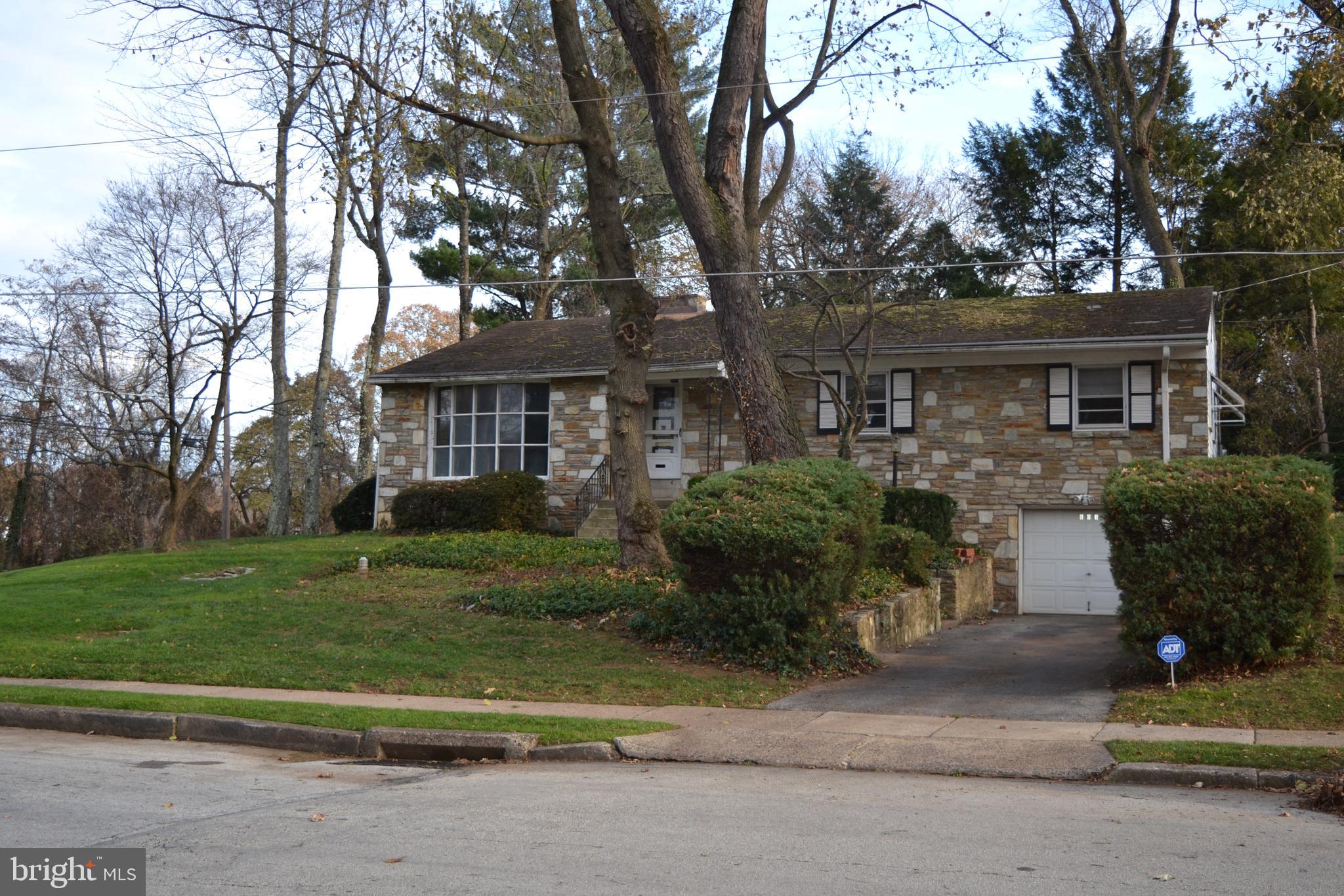 601 Foster Road Cheltenham, PA 19012 - Photo 2 of 21