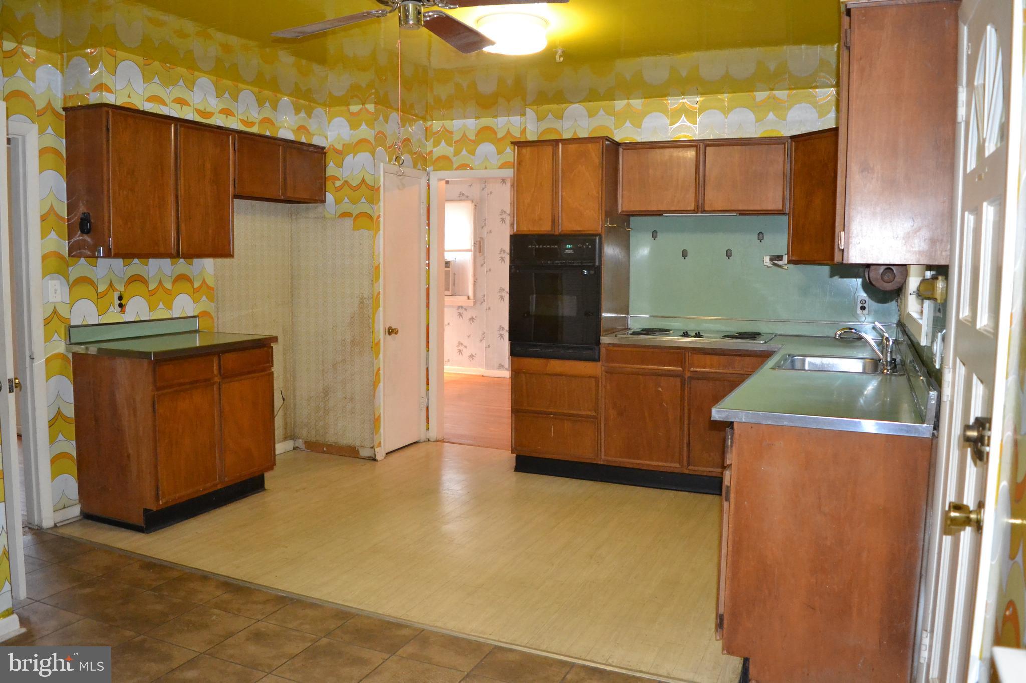 601 Foster Road Cheltenham, PA 19012 - Photo 8 of 21