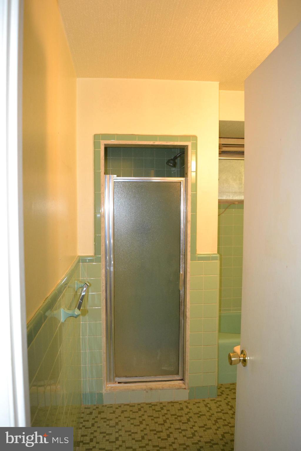 601 Foster Road Cheltenham, PA 19012 - Photo 10 of 21